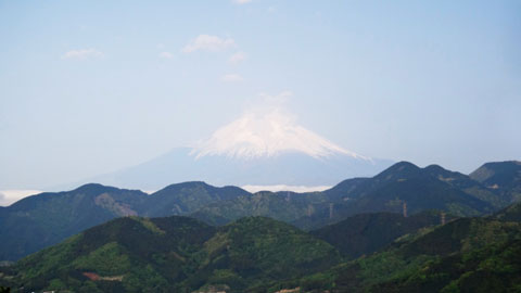 菜の花台からは，富士山が見えました。来月は行くからね～（＾＾）