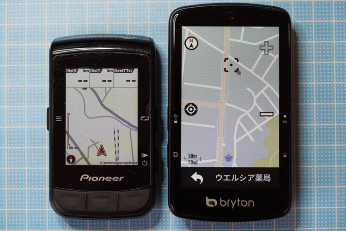 地図の見やすさもだいぶ向上（左はSGX CA600）