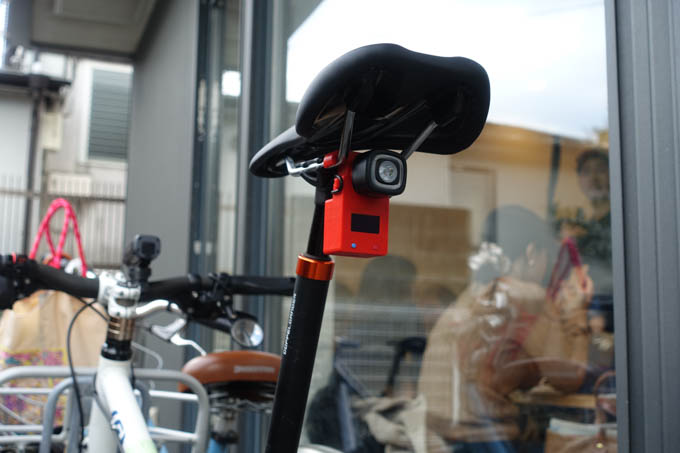 ミニベロに装着。こっちの方がいいか？